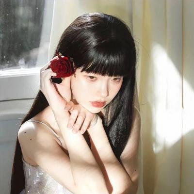 闪婚后，年下总裁狠狠爱